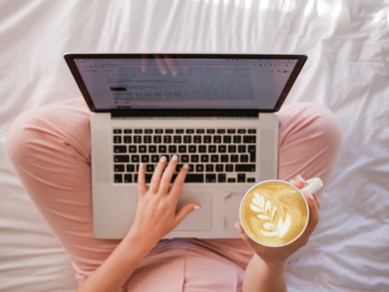 top 10 laptop for students feature