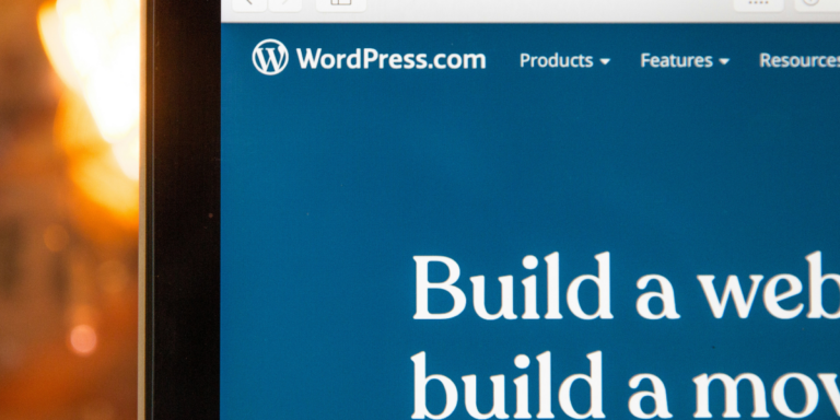 feature image top 10 website builder for smal business