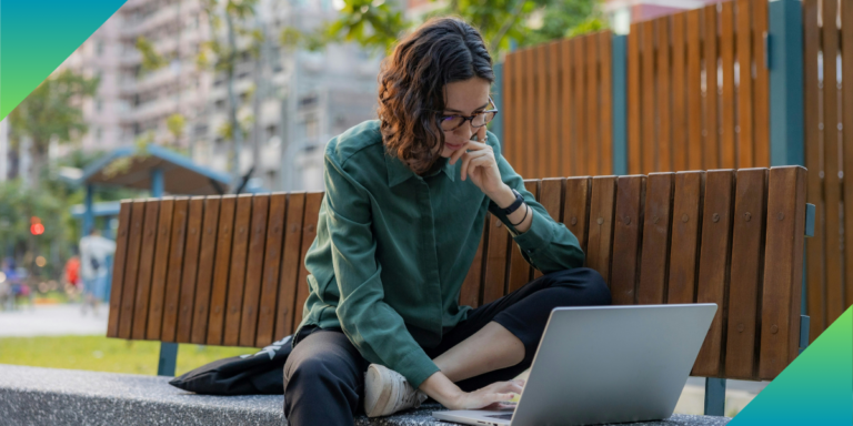 Which Top 10 Laptops for Digital Nomads Travel